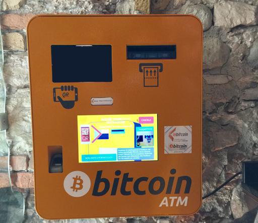 bitcoin atm-k7lG-U4337092572617CG-593x443@Innovazione-Web.jpg